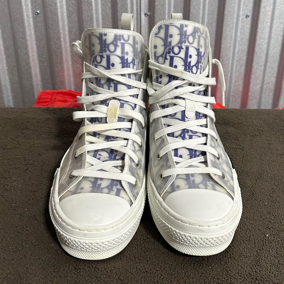 Dior converse - Picture 1 of 13